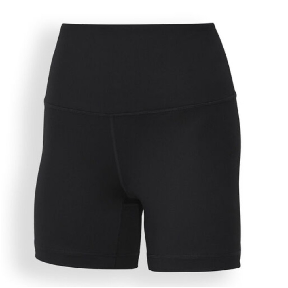 High-waisted dance workout shorts
